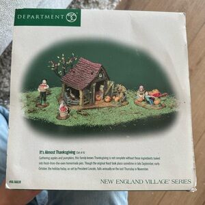 Department 56 New Engine Village Series “It’s Almost Thanksgiving” set of 4